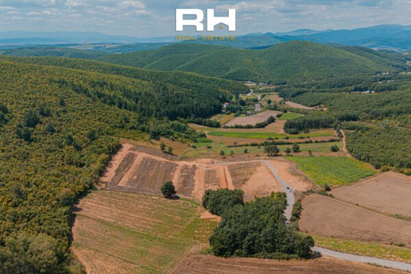 Truall 1.34 Ha për #SHITJE në Rimanishtë
