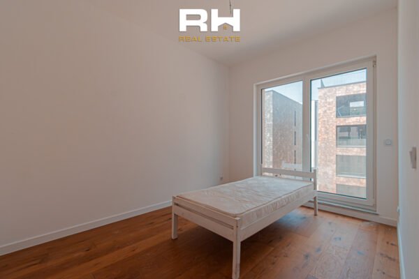 Banesë – Zyre 94m² me #QIRA në Dragodan