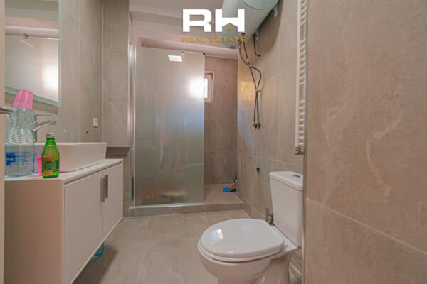 Zyre 80m² me #QIRA në Qendër