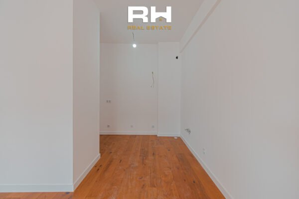 Banesë – Zyre 94m² me #QIRA në Dragodan