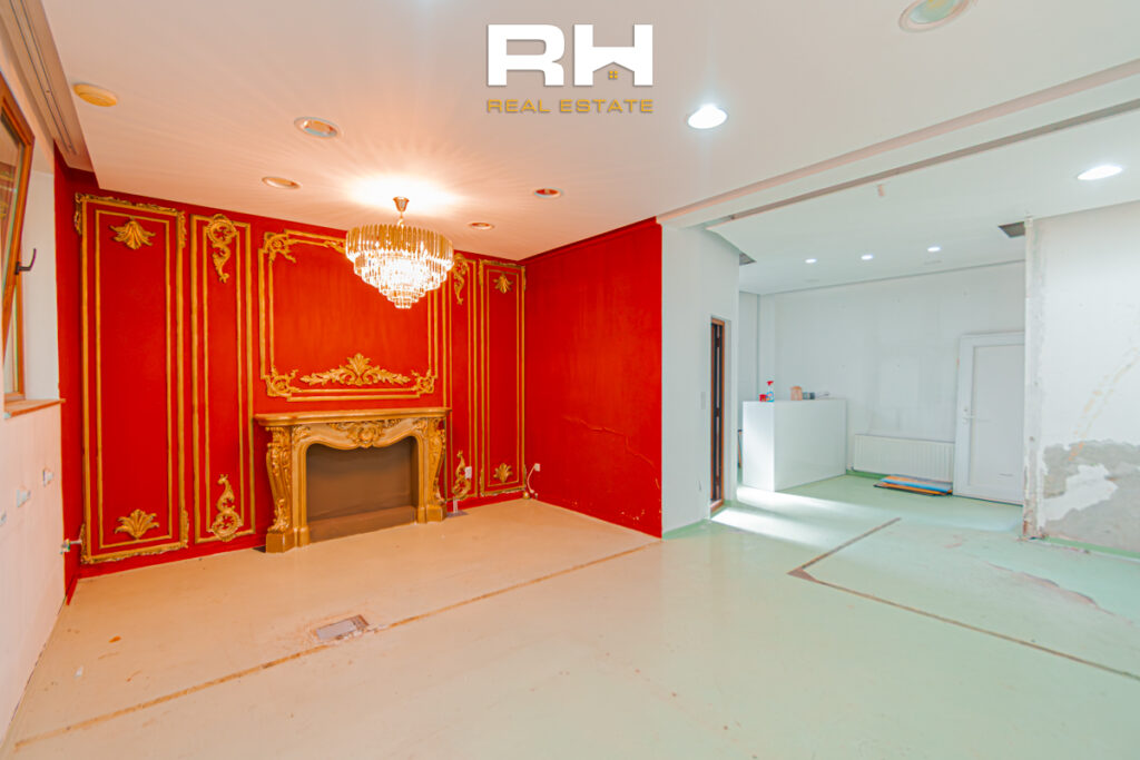 Shtëpi 250m² në SHITJE dhe me #QIRA në Bregun e Diellit