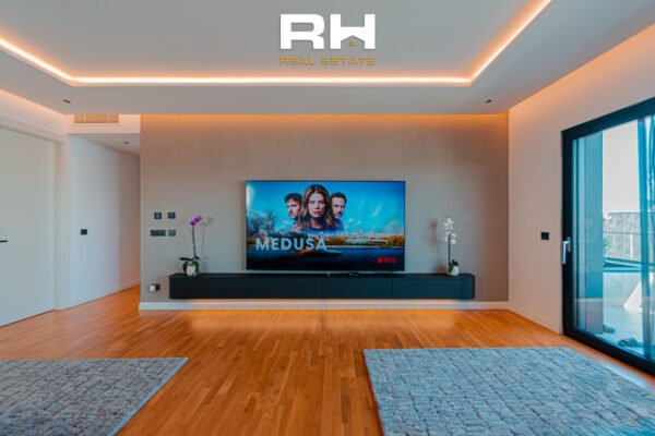 Banesë 152.49m² + 70m² me #QIRA në Dragodan / Arbëri