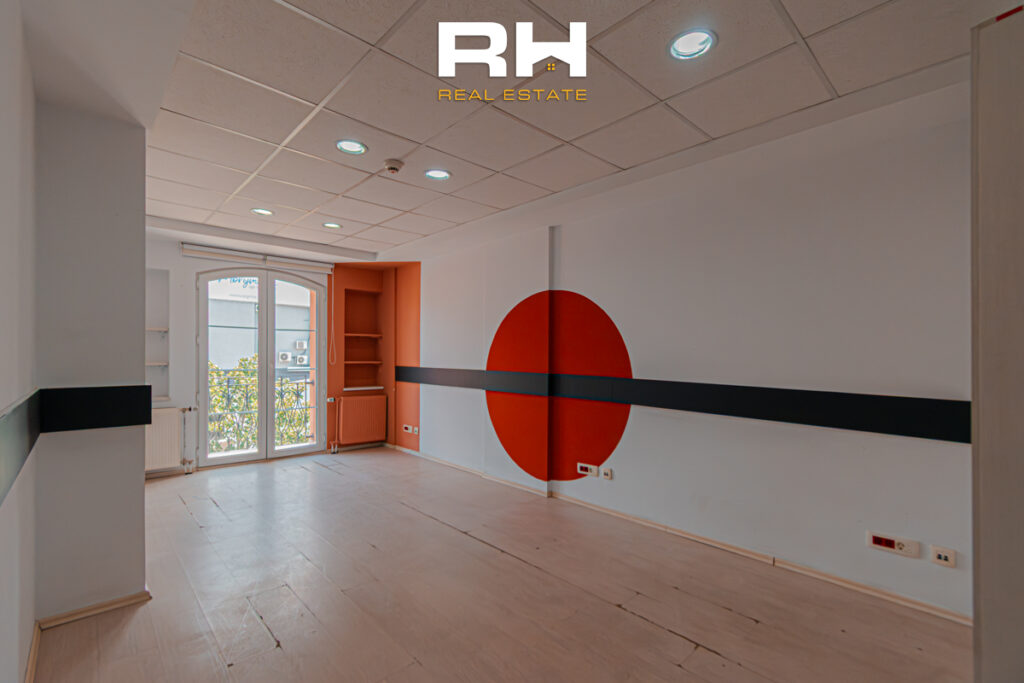 Objekt 2,900m² me #QIRA në Aktash