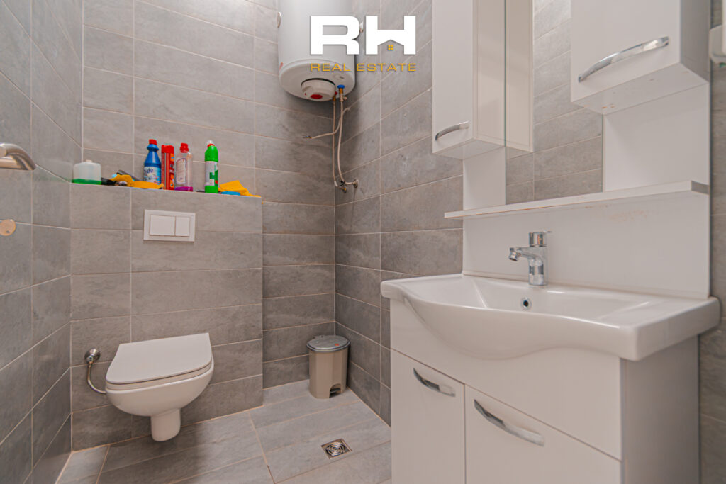 Lokal 142m² me #QIRA në Dragodan