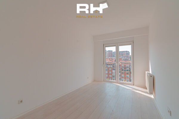 Banesë – Zyre 87m² me #QIRA te Rruga B