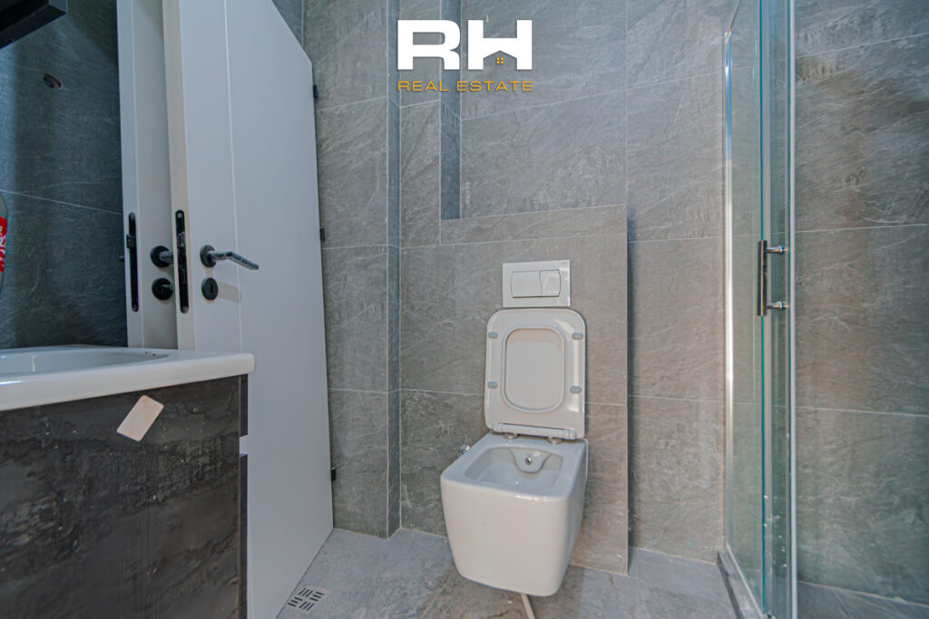 Banesë – Zyre 95m² + 95m² me #QIRA në Aktash