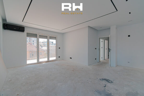 Banesë – Zyre 95m² + 95m² me #QIRA në Aktash